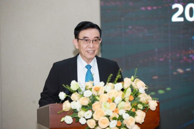 37000vip威尼斯尹志尧的“并购术”：中国半导体装备平台化突围利器